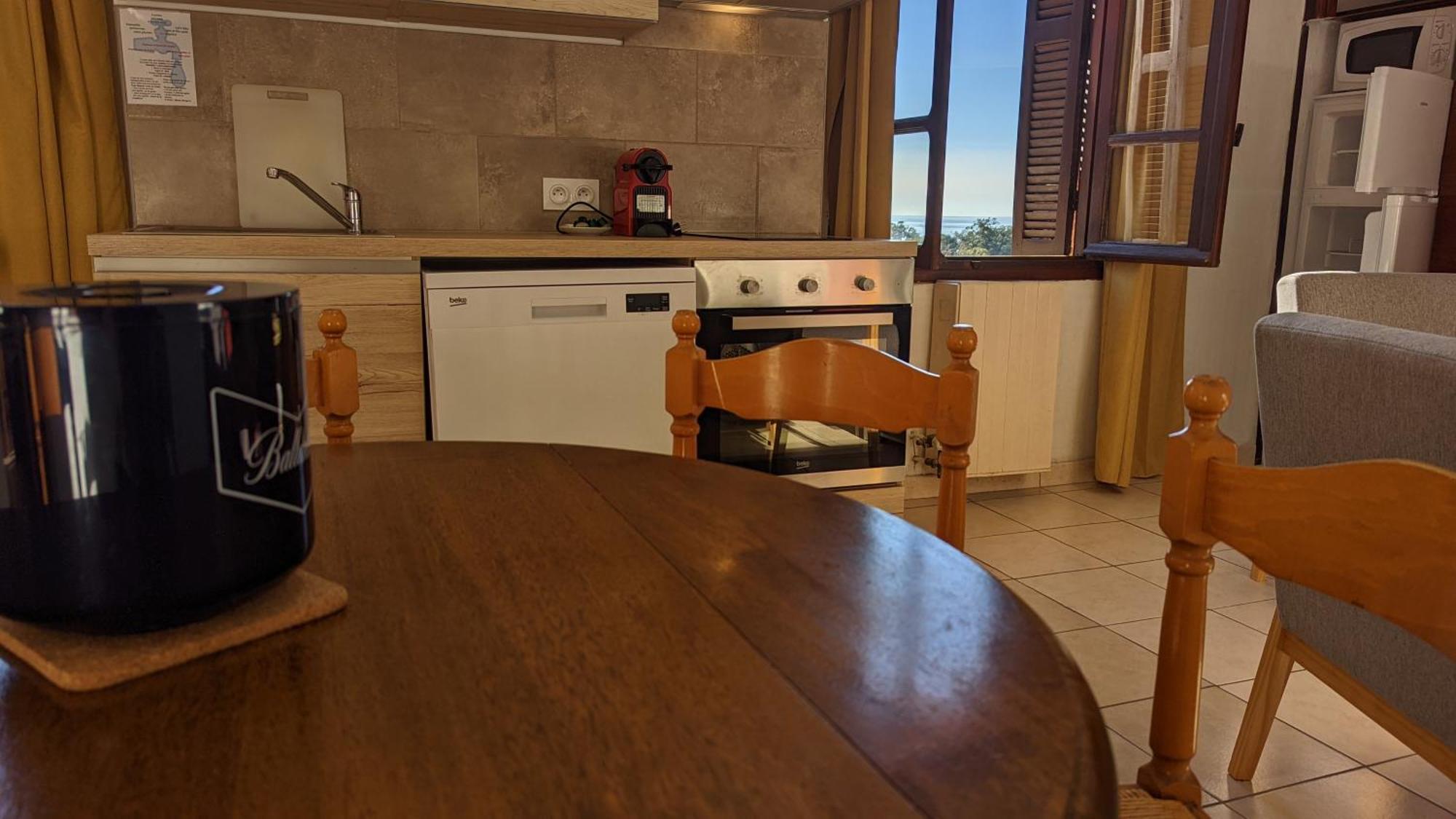 Le Porto T3 55M2 Vue Mer Immeuble Traditionnel En Pierre De Taille Avec Prestations Exceptionnelles Barbecue Ordinateur Videosurveillance Terrasse Panoramique Экстерьер фото